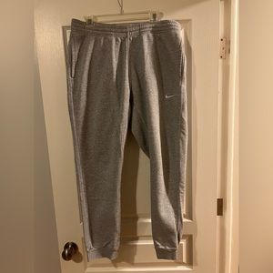 Nike xl joggers